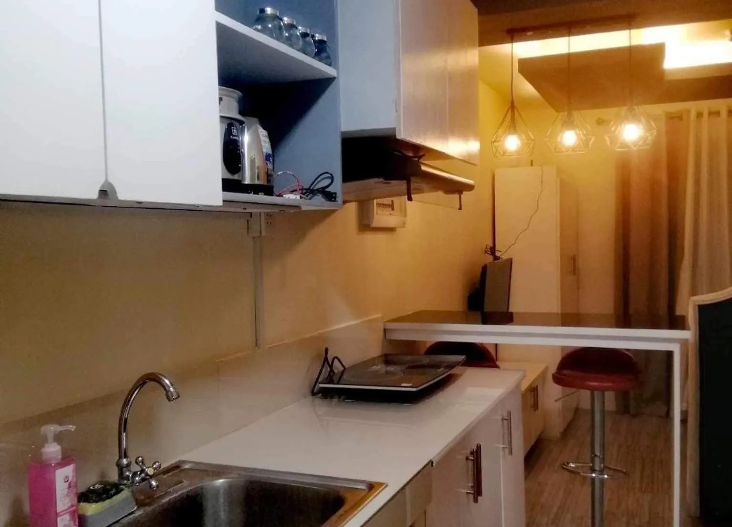8 Spatial Condominium Davao City Apartmanhotel